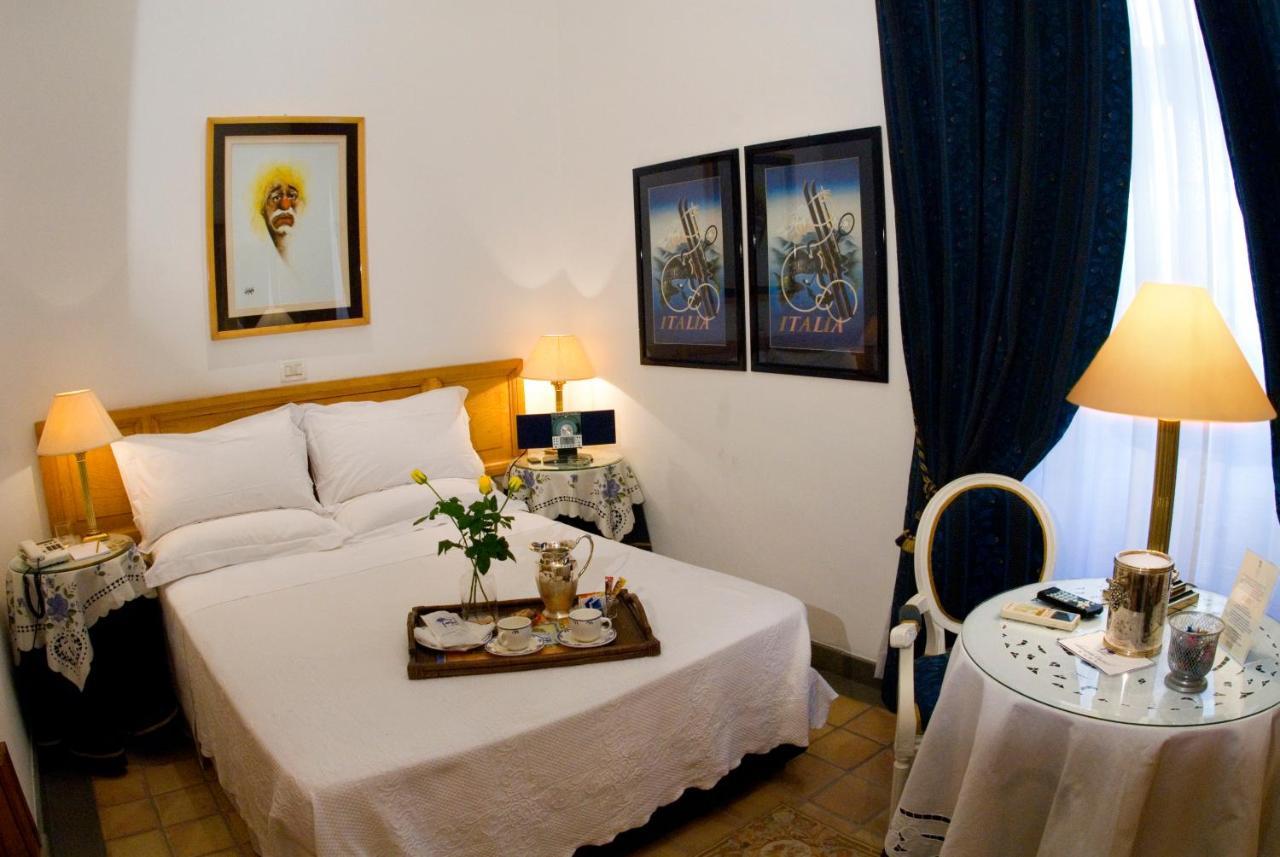 Hotel Locanda Cairoli Róma Kültér fotó
