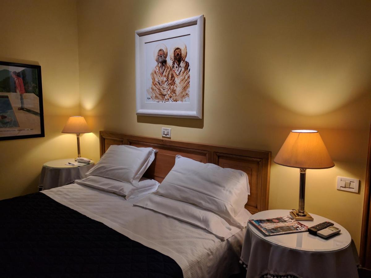 Hotel Locanda Cairoli Róma Kültér fotó