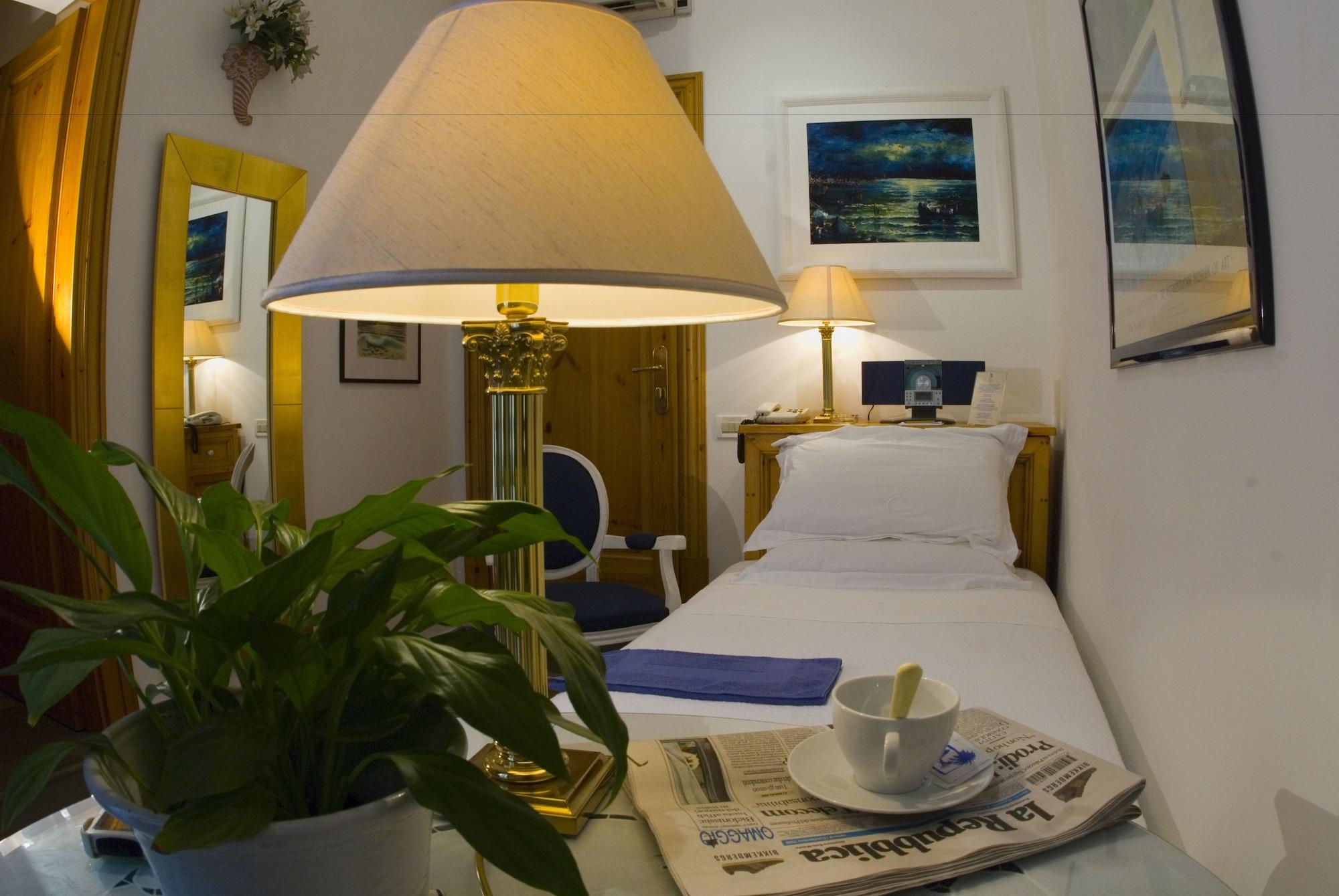 Hotel Locanda Cairoli Róma Kültér fotó