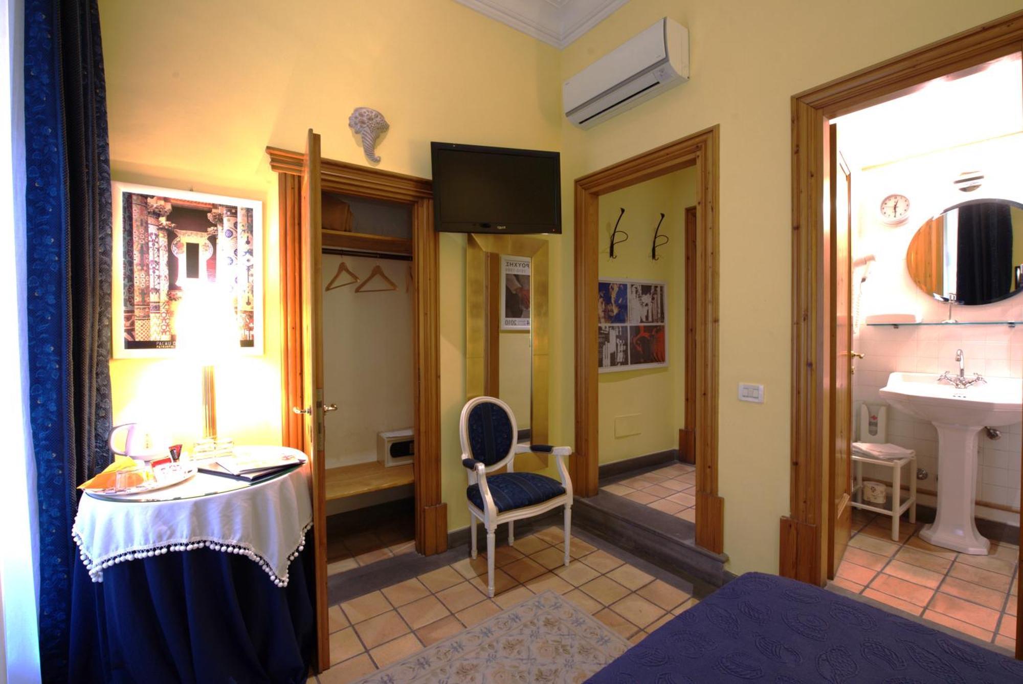 Hotel Locanda Cairoli Róma Kültér fotó