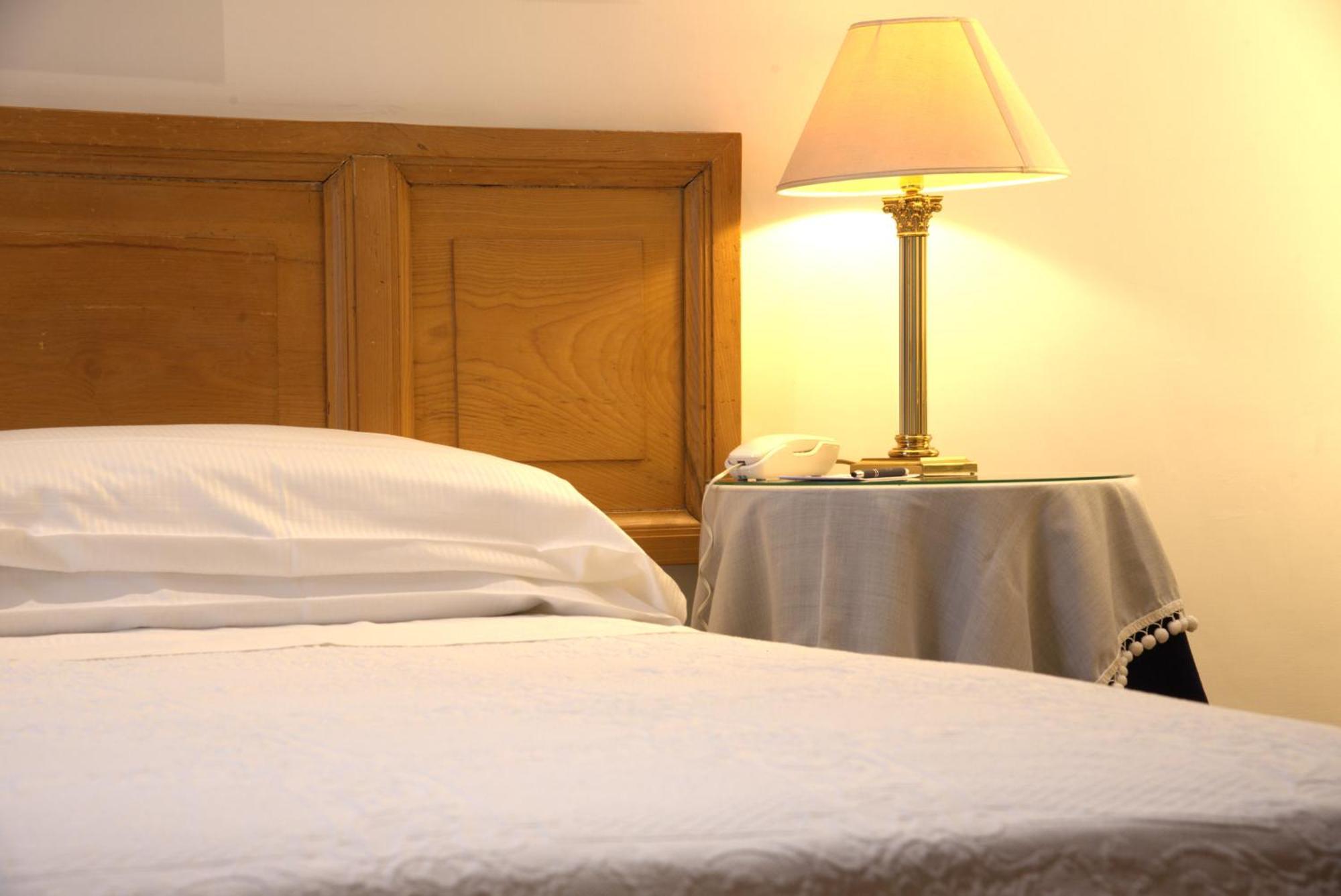 Hotel Locanda Cairoli Róma Kültér fotó