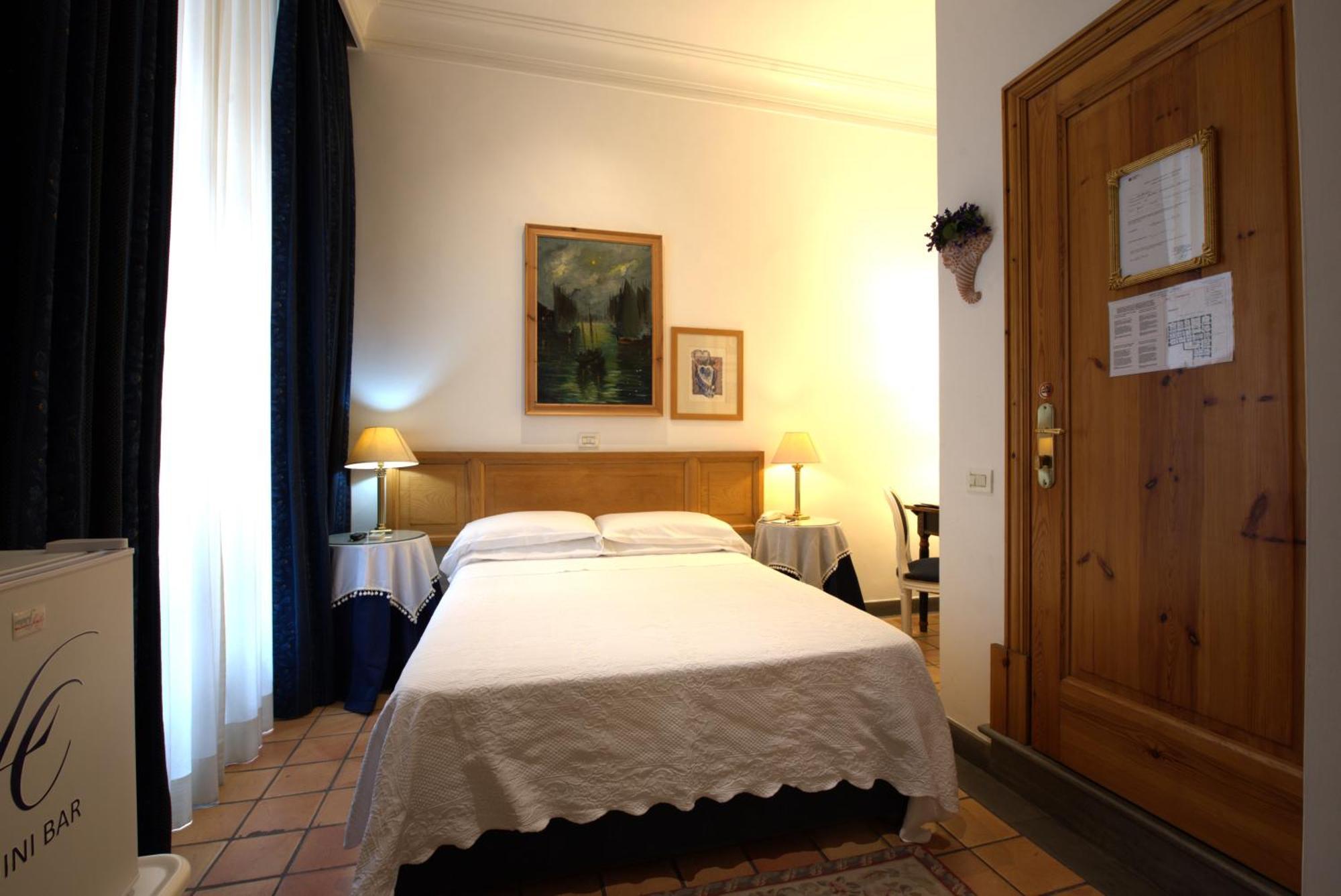 Hotel Locanda Cairoli Róma Kültér fotó